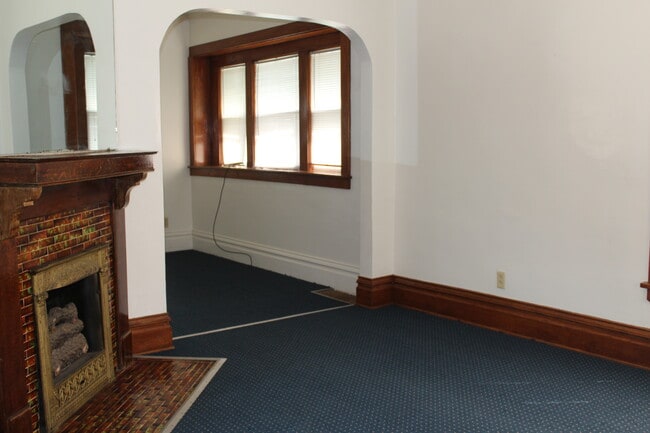 Building Photo - 514 Wheaton Ave