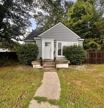 Building Photo - 505 Gardendale St