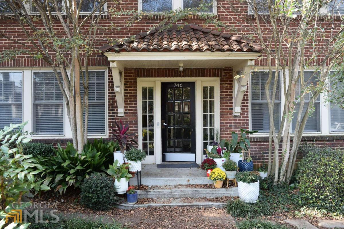 Foto principal - 746 Monroe Dr NE
