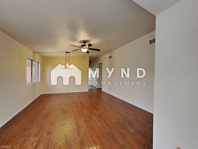 Building Photo - 3 br, 2 bath House - 3622 W Trevor Dr