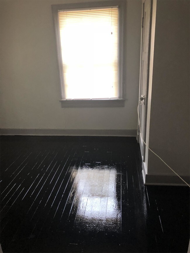 Foto del edificio - 4809 Jean St