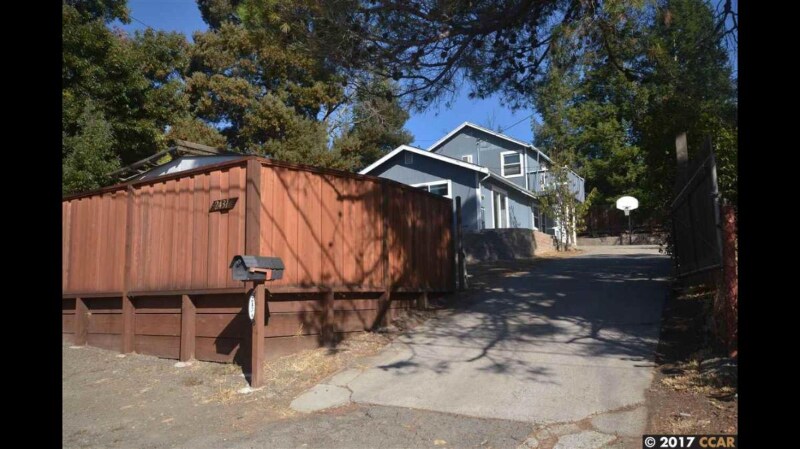 Foto principal - 2431 Monterey Ave