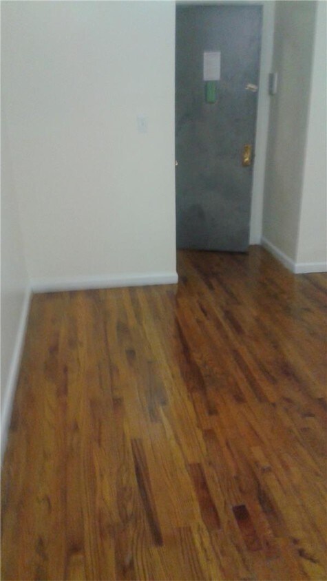 Building Photo - 148 W 141st St