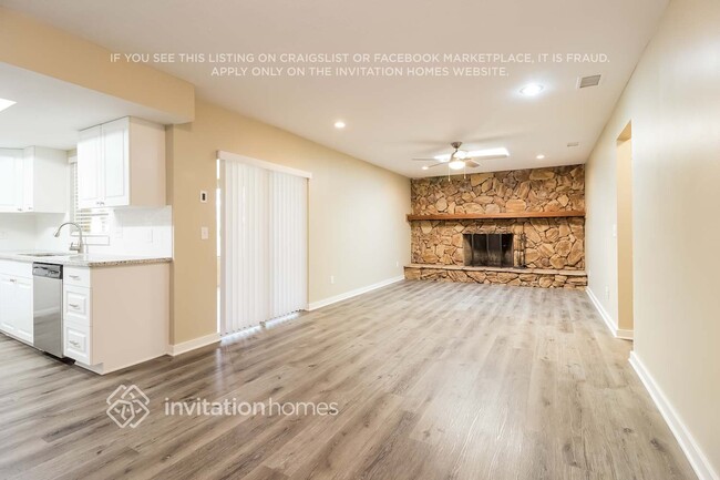 Foto del edificio - 3660 Oak Vista Ln