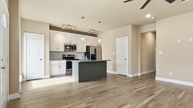 Foto del edificio - 4431 Knoxville St