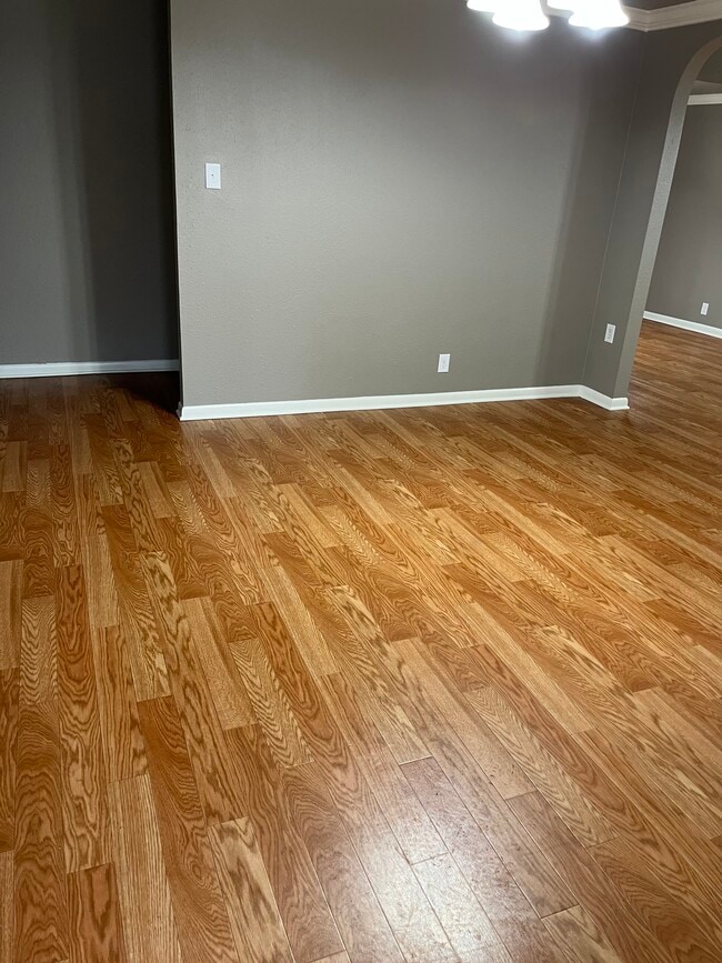 Living area - 3517 Swan St