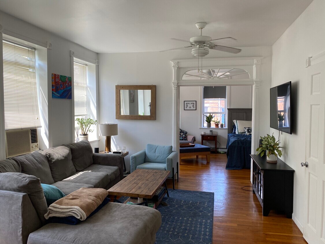 Foto principal - 719 S 8th St