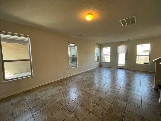 Building Photo - 13022 Mills Creek Meadow Dr