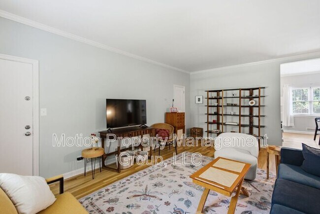 Foto del edificio - 430 Lindbergh Drive NE