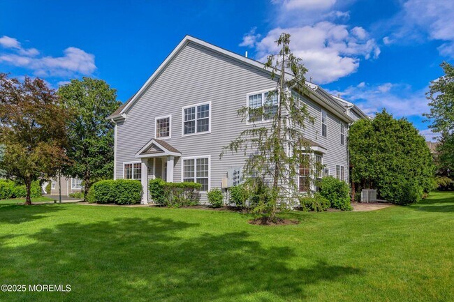 Foto del edificio - 150 Nathan Dr