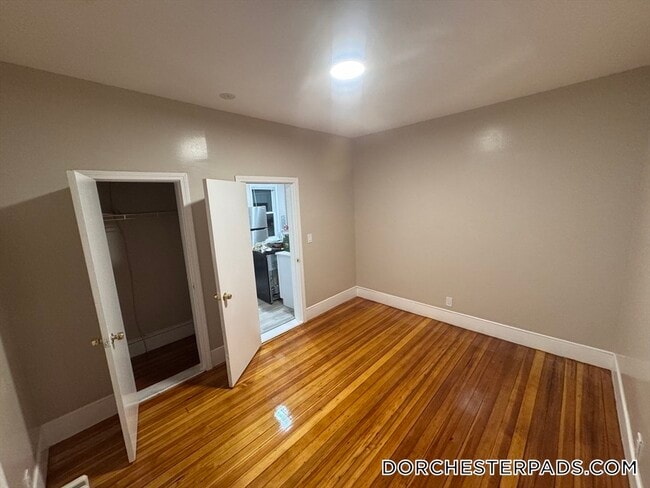 Building Photo - 42 Lucerne St