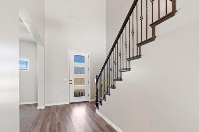 Foto del edificio - 1706 Honeycomb Dr