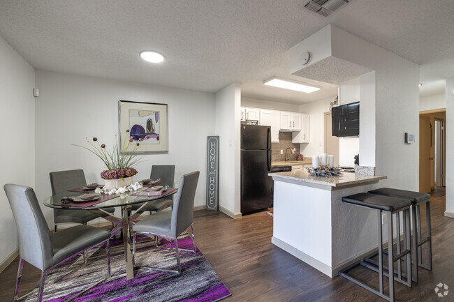 1BR Model Dining/Kitchen - Seraphina Castle Hills