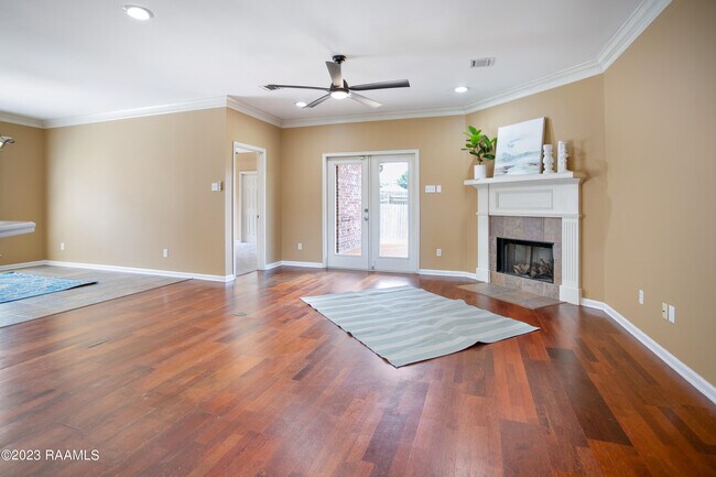 Building Photo - 106 Wild Rose Ln