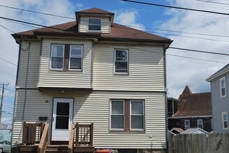 Building Photo - 68 Hussey St