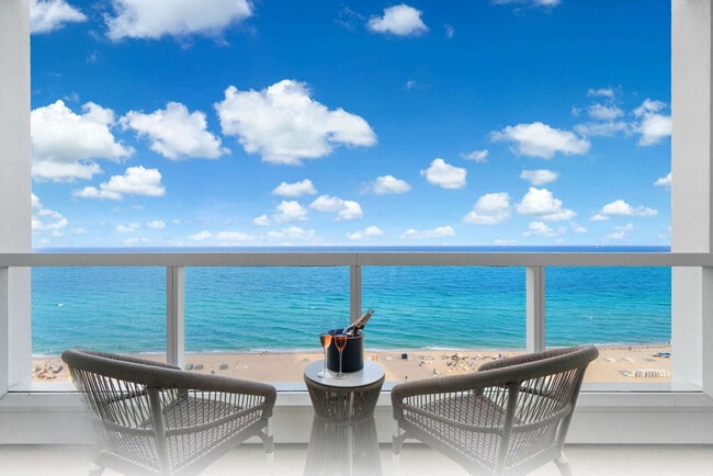 Building Photo - 4391 Collins Ave