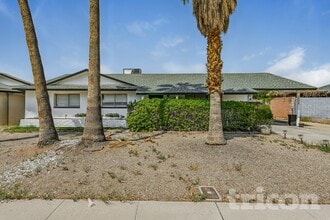 Building Photo - 14028 N 33rd Dr