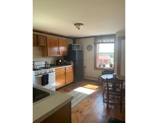 Primary Photo - 163 Maple Ave