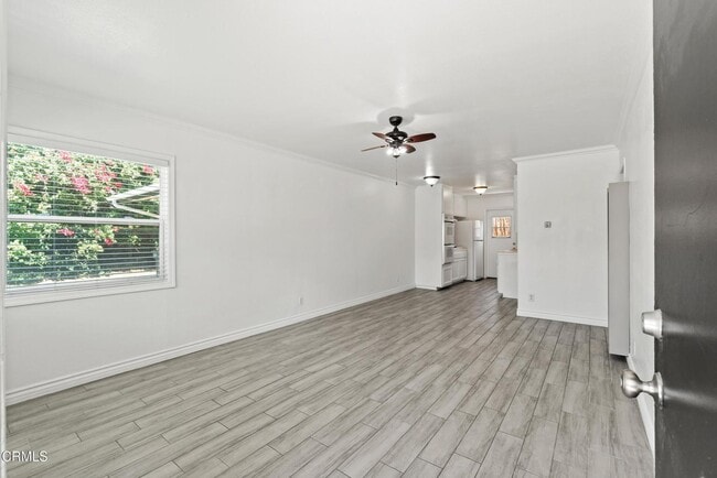 Building Photo - 3345 Porter Ln