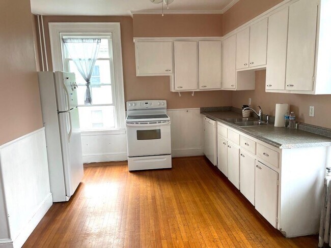 Foto del edificio - 40 Cranston Ave