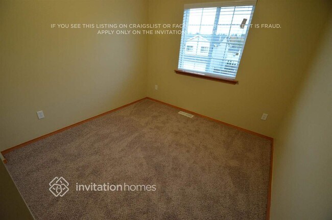 Foto del edificio - 3704 73rd Ave NE