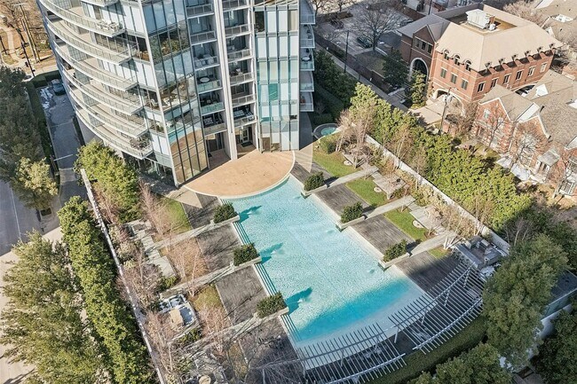 Foto del edificio - 2900 McKinnon St