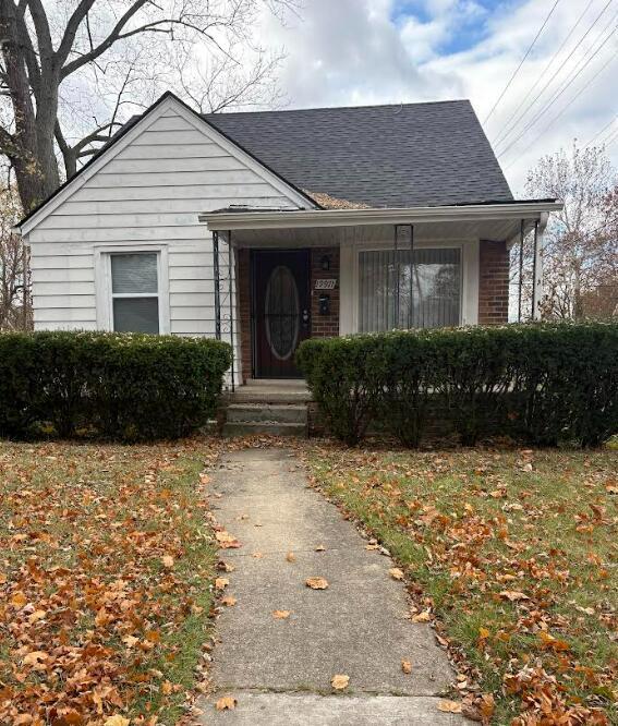 Primary Photo - 19971 Stout St