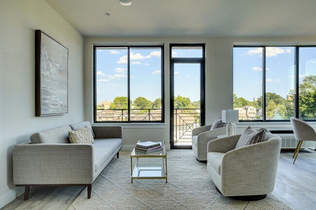 Interior Photo - The Modern