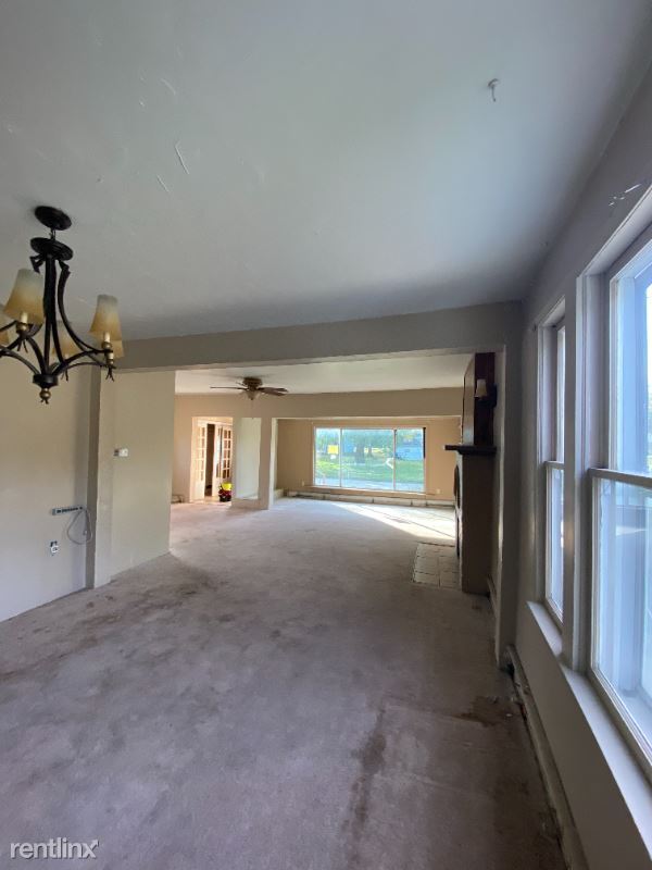 Building Photo - 5 br, 3 bath House - 312 W 5th St A Unit A