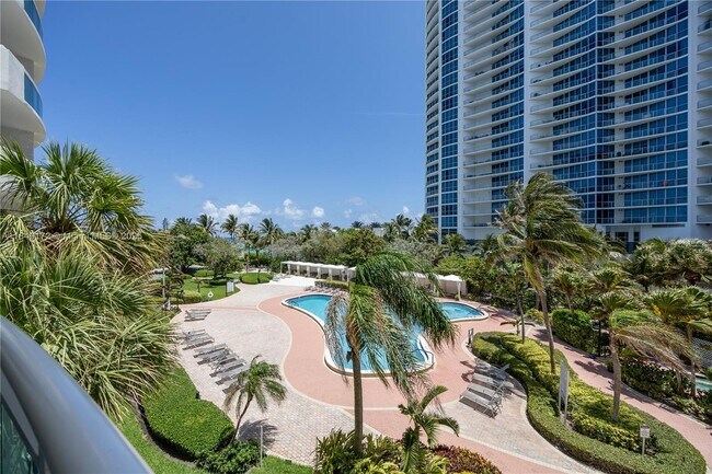 Foto del edificio - 3001 S Ocean Dr