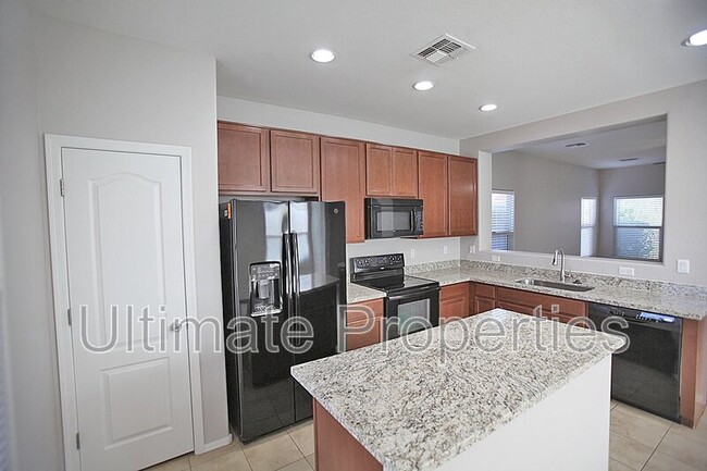 Foto del edificio - 17130 N 184th Ln