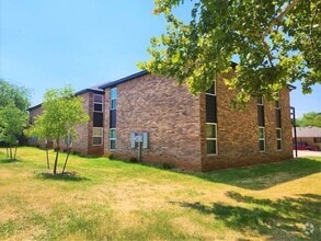 Building Photo - 4101 S Shields Blvd