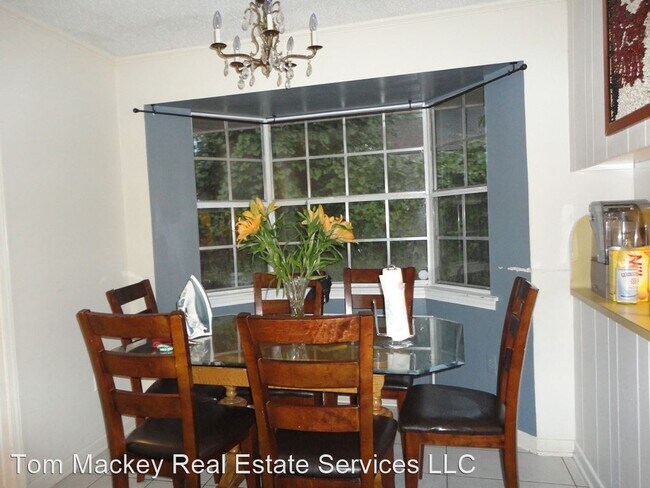 Building Photo - 3 br, 2.5 bath House - 1455 Rue Crozat