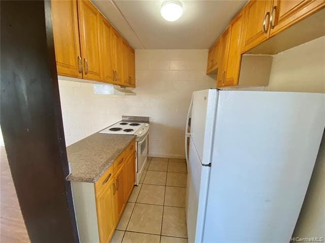 Building Photo - 1228 Lunalilo St