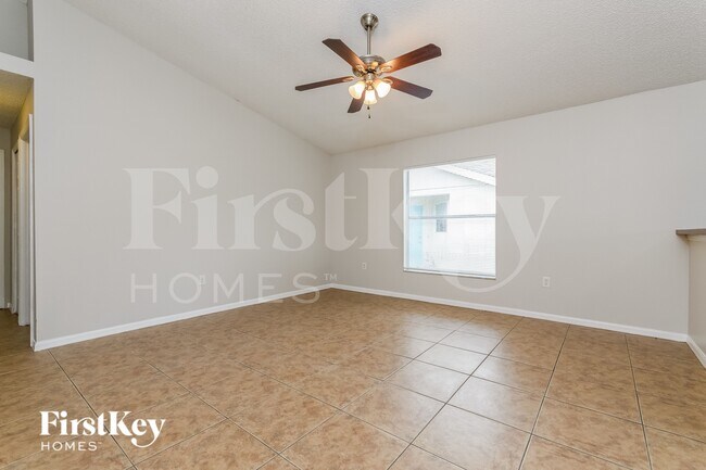 Foto del edificio - 6556 Viewpoint Ct