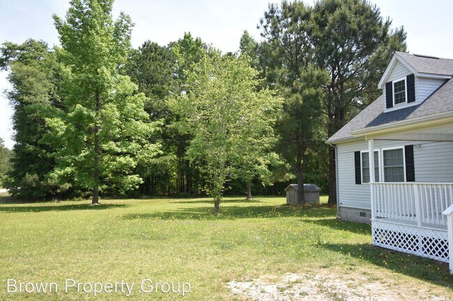 Building Photo - 3 br, 2 bath House - 7572 Dunn Rd