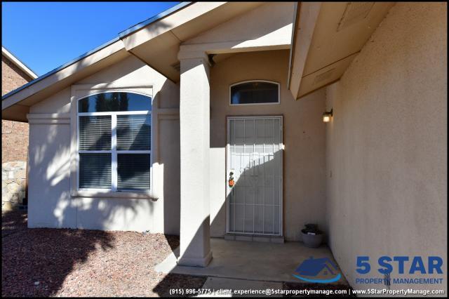 Building Photo - 4 bedroom in El Paso TX 79938