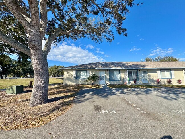 Foto del edificio - Winter Ridge - End Unit & Canal Front