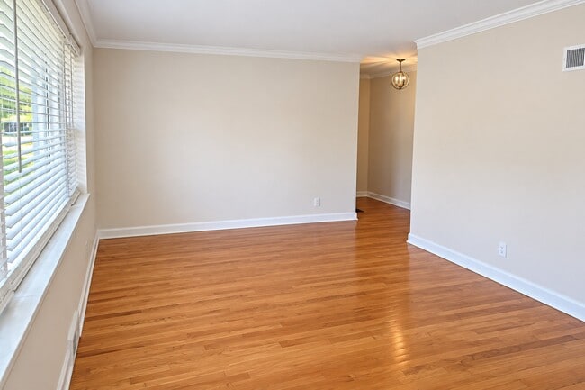 Building Photo - 2725 59th St