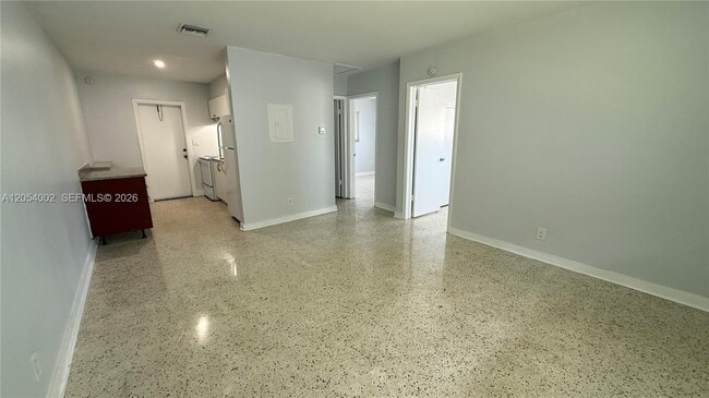 Foto del edificio - 842 SW 2nd St