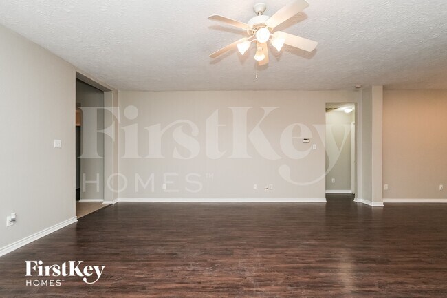 Foto del edificio - 11522 Moonlight Ridge Dr