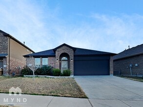 Building Photo - 1016 Blooming Prairie Trail