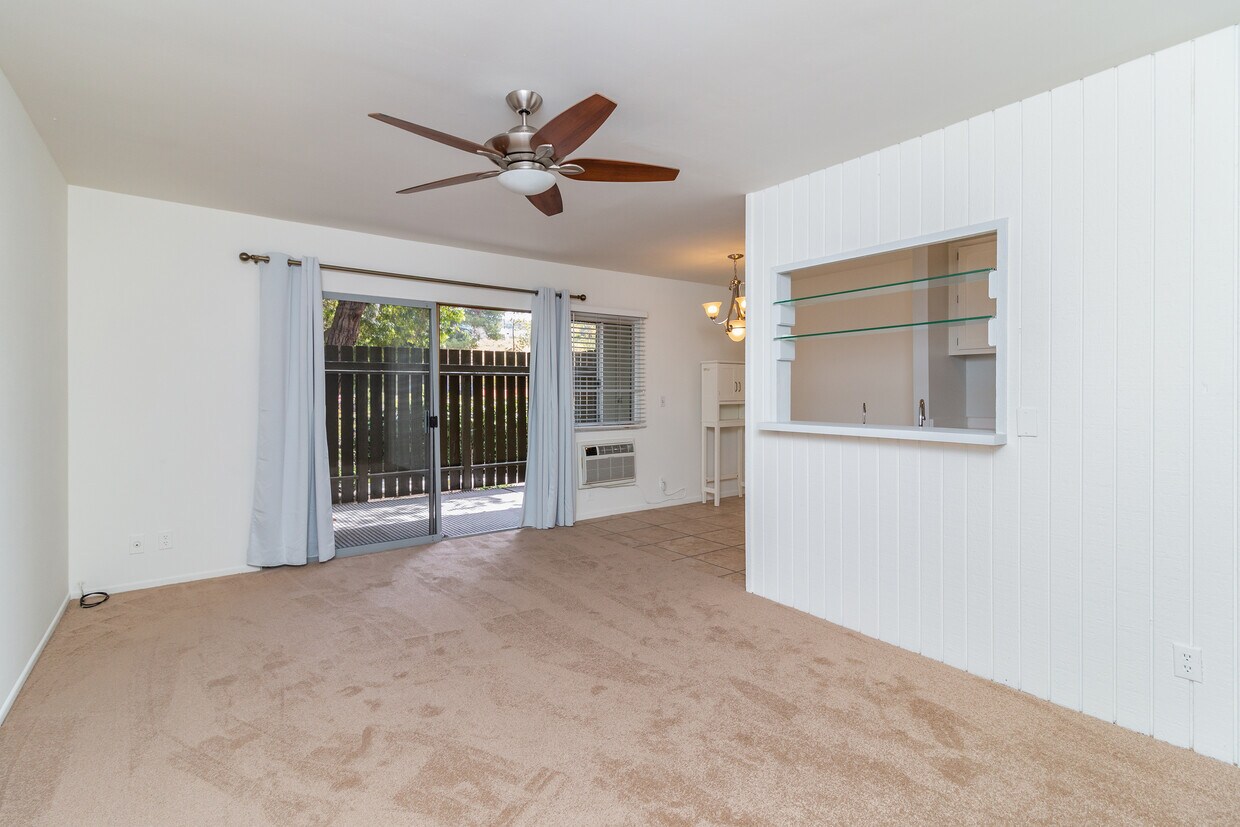Foto principal - 5011 Stoney Creek Rd