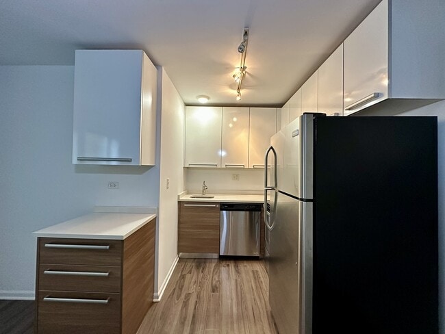 Foto del edificio - 925 W Carmen Ave