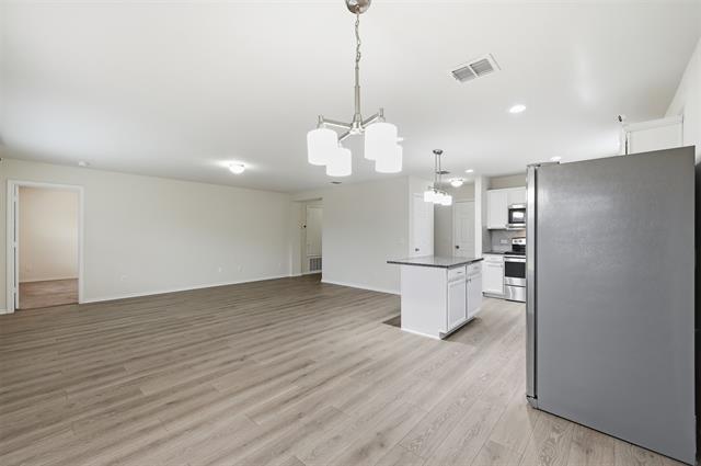 Foto del edificio - 6040 Misty Breeze Dr