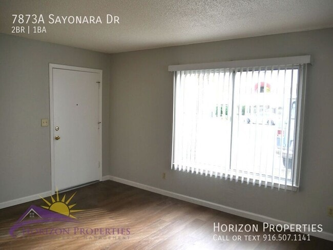 Foto del edificio - 7873 Sayonara Dr