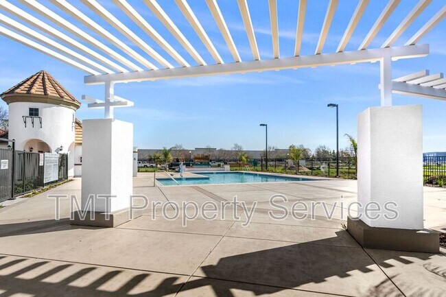 Foto del edificio - 2957 Nimes Ln