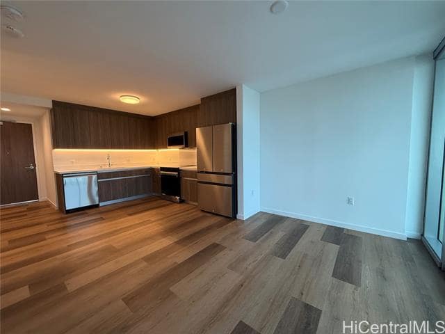 Building Photo - 1500 Rycroft St