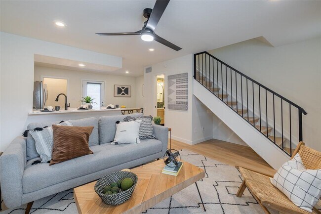 Foto del edificio - 3601 Menchaca Rd