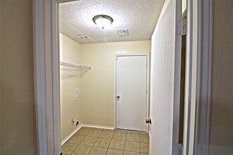 Building Photo - 4727 Ivy Meadow Ln